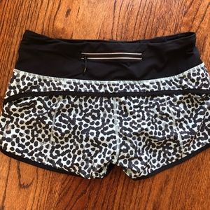 Lululemon Speed Short Block-it-Pocket Size 6